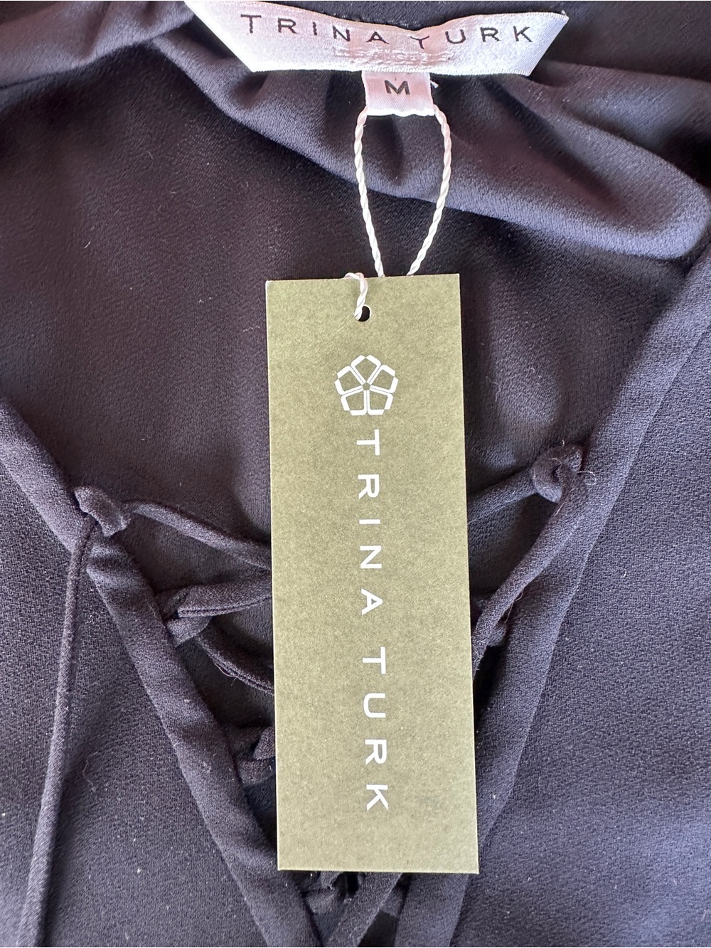 NWT $228 Trina Turk Zahara Blouse Top, Size Medium - Picture 3 of 4